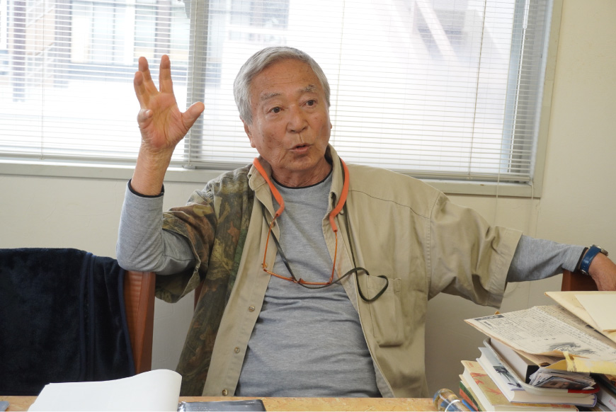 浅井愼平